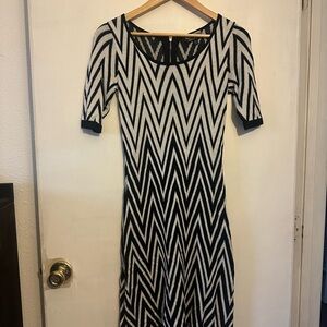 Allison Brittney Black and White Zigzag Midi Dress
